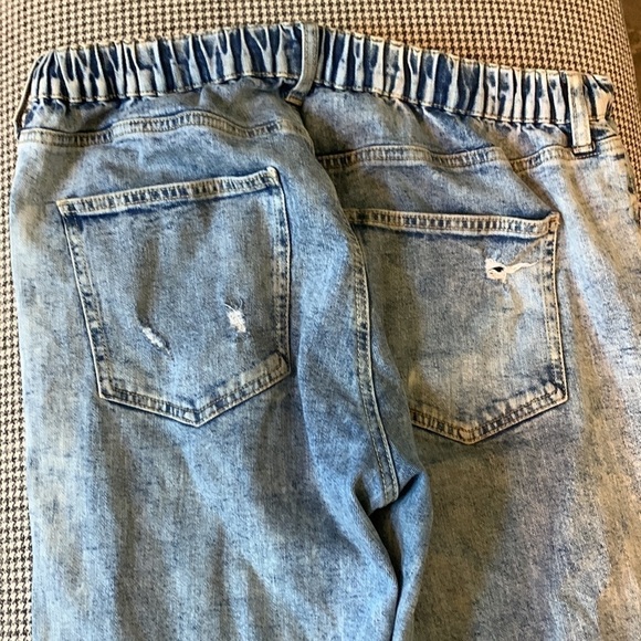 𝅺CELEBRITY Pink 100% cotton distressed light wash jeans size Large - Picture 11 of 11